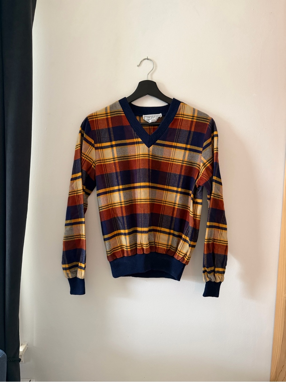 Vintage plaid v-neck sweater